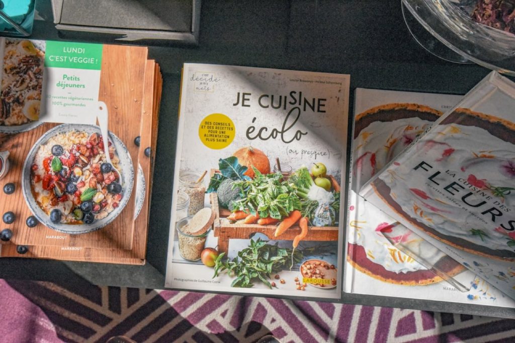 Plateaux-repas équilibrés pour personnes à mobilité réduite