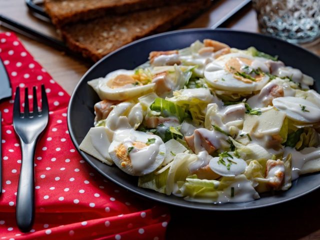 Recettes de salades faciles et rapides pour le midi