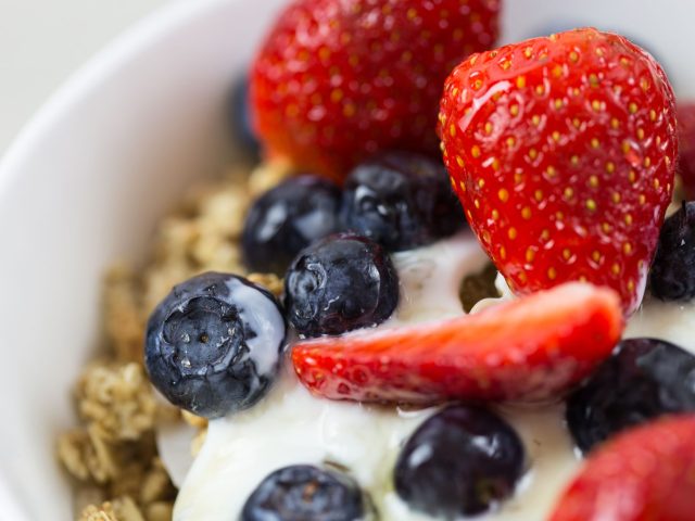 Les Meilleurs Aliments à Privilégier au Petit-Déjeuner pour une Santé Optimale